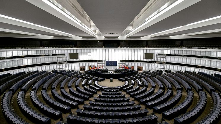 Valget til nytt Europaparlament skjer 6-9 juni 2024. Her fra plenumssalen i Strasbourg. Foto: Frederic Köberl, Unsplash