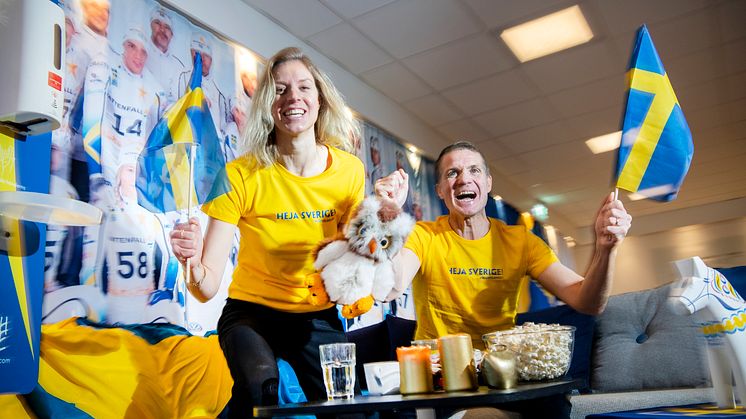 Hemmabiljett med supporter t-shirt till Skidspelen. Foto:Ulf Palm