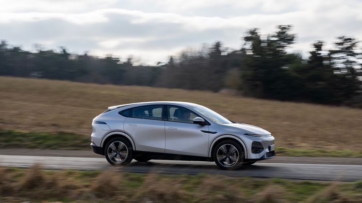 XPENG G6-pan.jpg