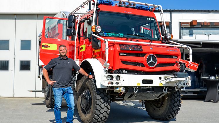 Mathias Lindahl, Veho Import intill en Unimog U5023