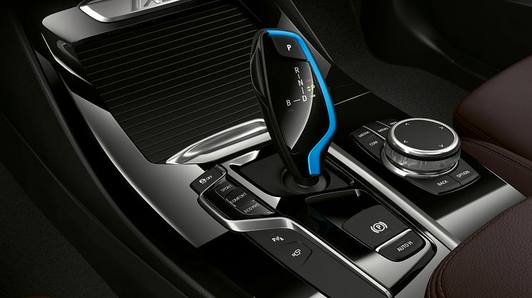BMW iX3 - Interiør
