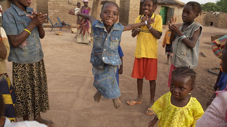 Ny skola till barn i konfliktdrabbade Mopti