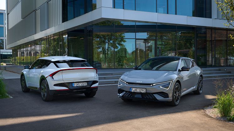 kia-all-new-ev6-gtline-my25-wolf-grey-outdoor-static-print-3600x2400-011.jpg