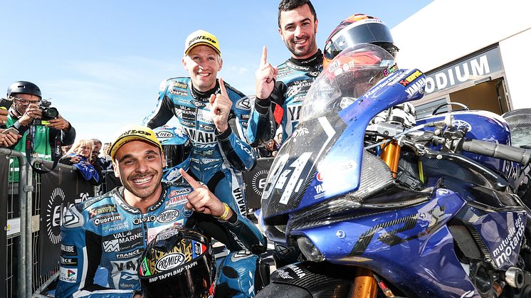 2017-2018シリーズの開幕戦を優勝で飾った#94 GMT94 Yamaha Official EWC Team