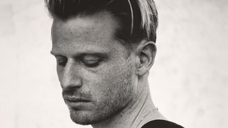 Sjælfuld viking kombinerer alternativ pop med rå vokal