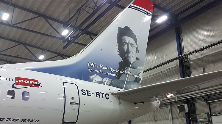 SE-RTC Rodríguez de la Fuente - Boeing 737 MAX 8 - babor
