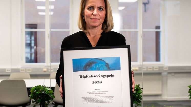 Jenni Trennestam på MatHem har vunnit priset Årets Digitala Resa för sitt innovativa och resultatinriktade arbetssätt som har lett till att hon överkommit stora utmaningar på företagets digitaliseringsresa.