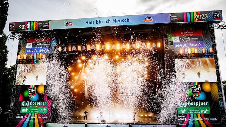 Peter Fox, Bosse und Nina Chuba rocken die Bühne von DAS FEST 