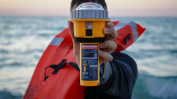 The rescueME EDF2 Distress Light