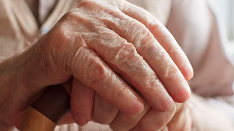 ​Då antalet konstaterade covid-19-fall minskat i länet tar Smittskydd Dalarna bort tidigare rekommendation om besöksrestriktioner på länets särskilda boenden.