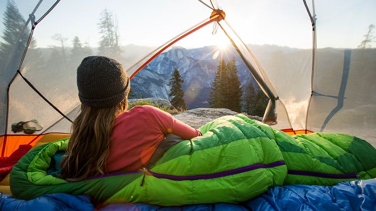 THEME_PEOPLE_CAMPER_WATCHING_THE_SUNRISE_FROM_A_TENT_GettyImages-531284673_Universal_Within usage period_66463 (1).jpg