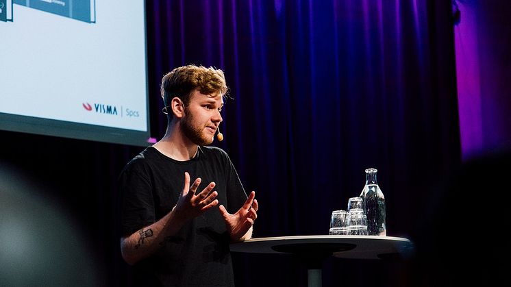 Föreläsaren Johannes Gustafsson håller gratis föreläsning på Kulturhuset Sjöängen den 2 april. Foto: Pao Duell