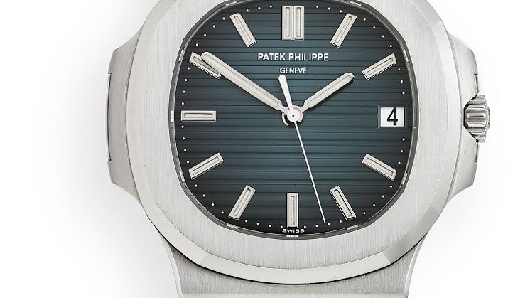 Patek Philippe: A gentleman's wristwatch of steel. Model Nautilus, ref. 5711/1A-001. Mechanical movement with automatic winding, cal. 324 S C. 2009. Estimate: €40,000-53,500 (DKK 300,000-400,000)