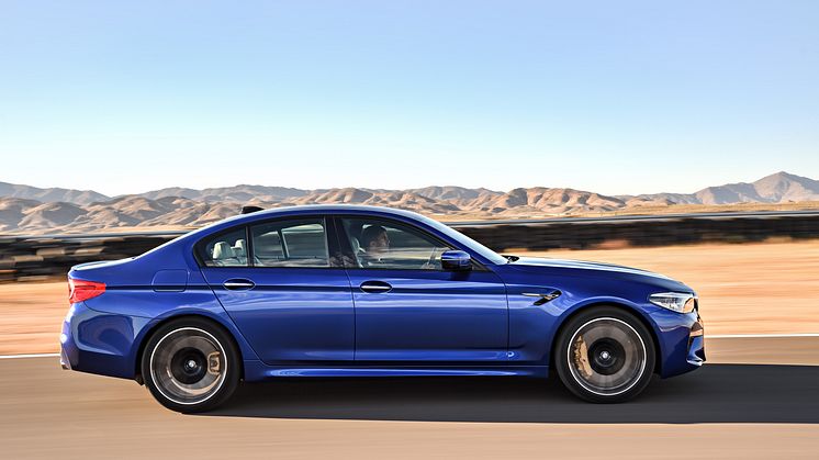 HELT NYA BMW M5