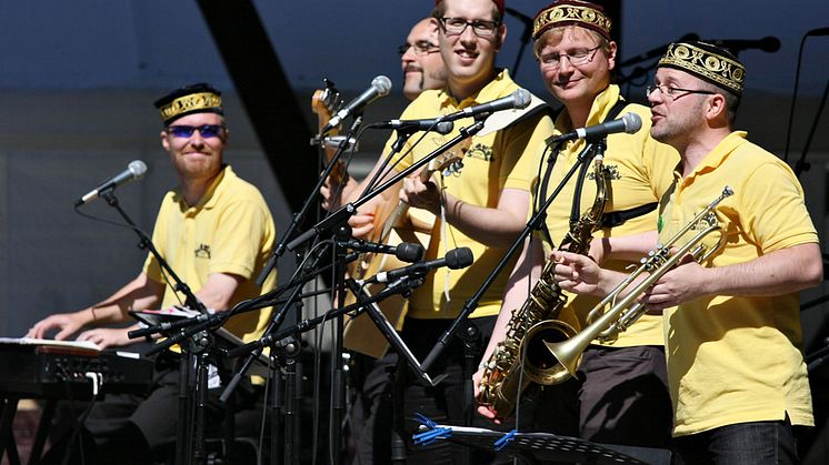 Musik till kaffet: Vier Brillen firar 20 år!