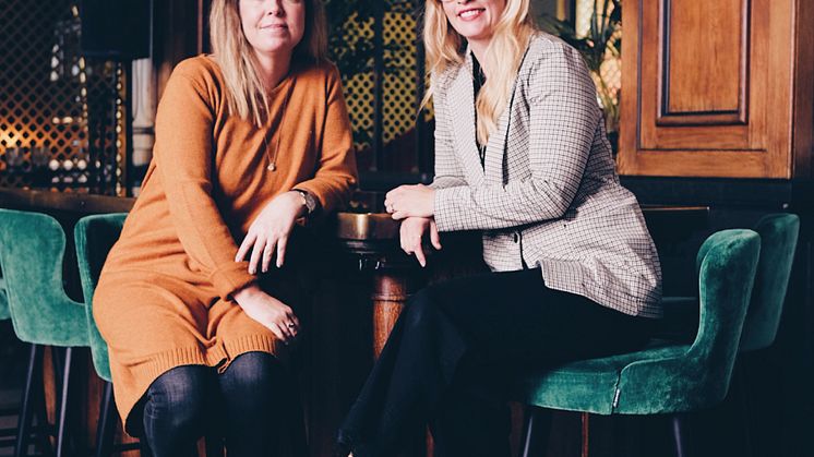 Jenny Aldenborg och Maria Brygelsson - elever från inredningskurser.se