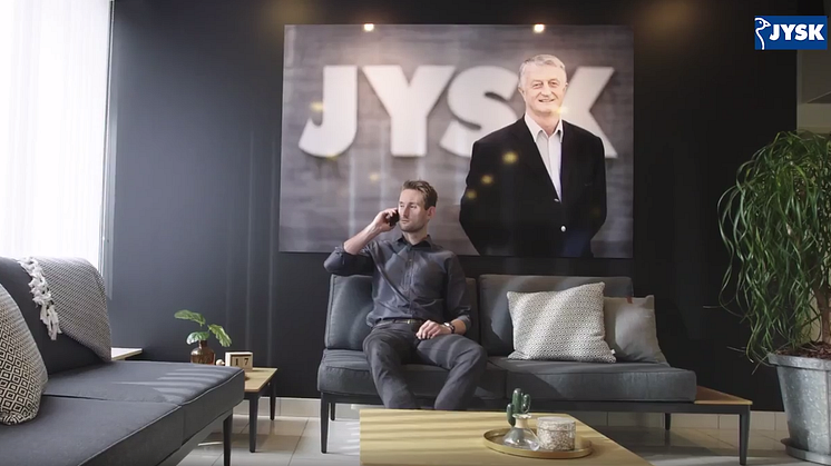 Screenshot from one of the three films about everyday life at JYSK.