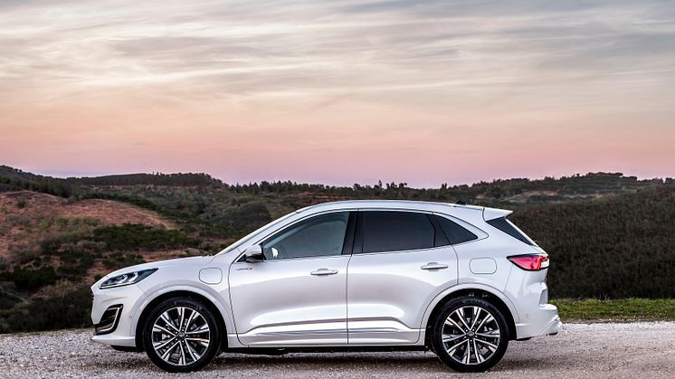 Ford Kuga Vignale ladbar hybrid 2020