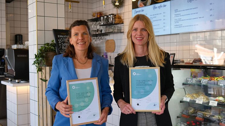 Coffe expert Anna Nordstrom and Head of Sustanability Kajsa-Lisa Ljudén have completed The Coffee Sustainability Program, arranged by The Specialty Coffee Association.