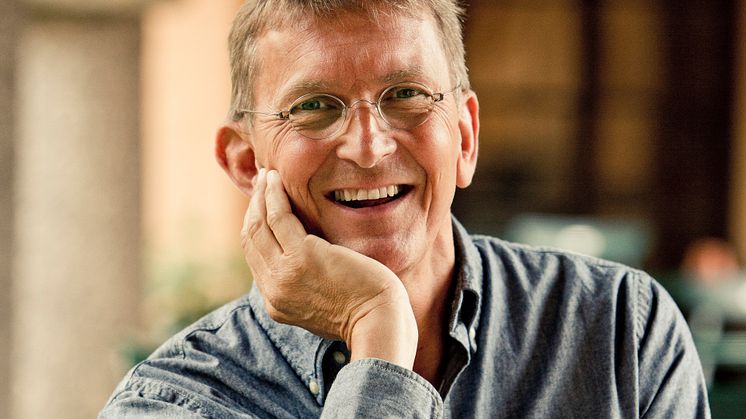 Tomas Sjödin i Lundströms bokradio