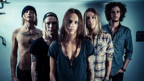 Nu släpper svenska rockbandet Damn Delicious EP´n ”Live Session” release den 16 april 2014! 