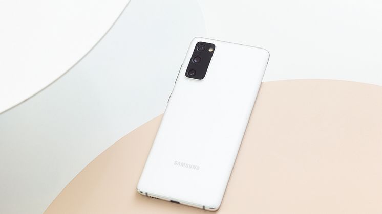 Galaxy S20 FE_Cloud White