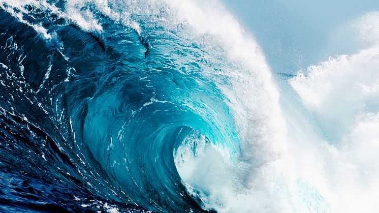 Close-up view of huge ocean waves_GettyImages-155380802