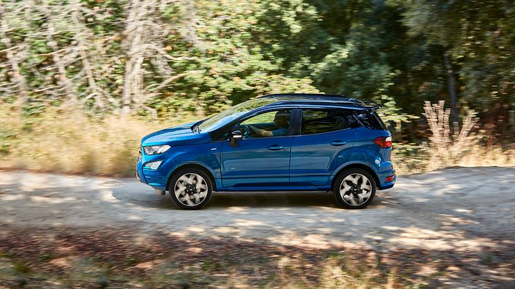 FORD_2017_EcoSport_09