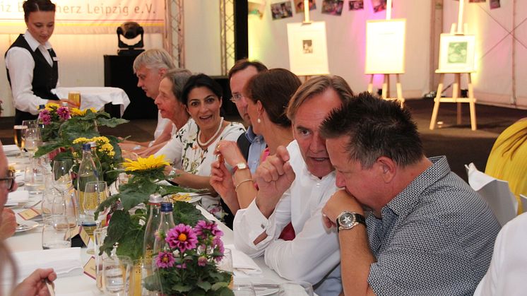 Benefiz-Veranstaltung: 3. Bärenherz Sommernacht bringt  19.000 Euro für Kinderhospiz (Impressionen)