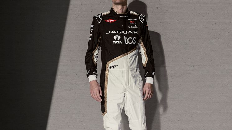J_TCS_Racing_Tom_Dillmann_120124_001 4x5