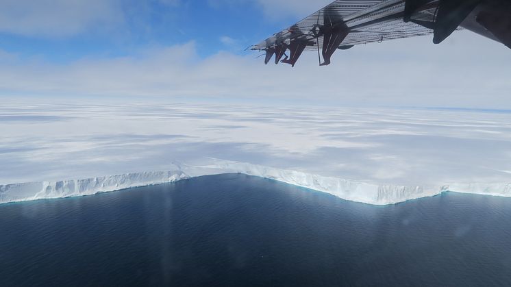 The edge of the Brunt Ice Shelf (credit:Jan De Rydt)