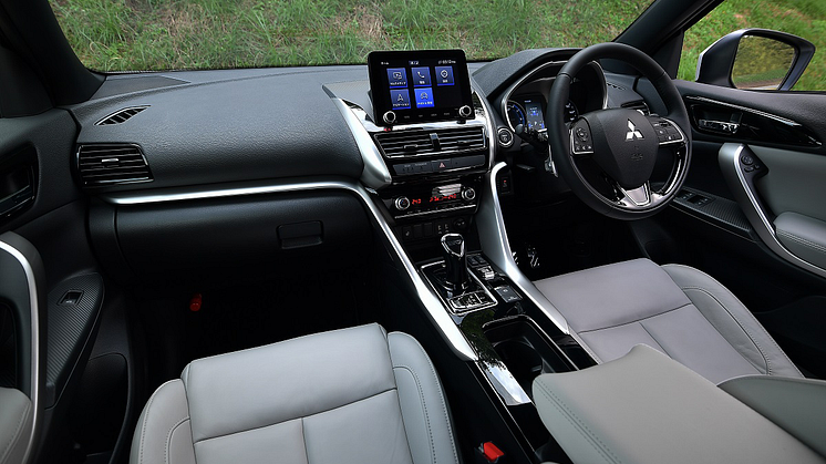 Eclipse Cross interør RHD2