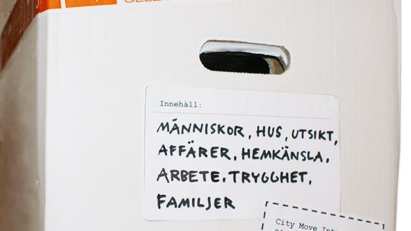 Hur flyttar man ett samhälle? Hur flyttar man människor, affärer, hus, trygghet och hemkänsla?
