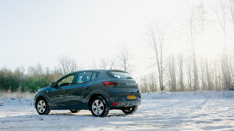 Dacia Sandero fra siden