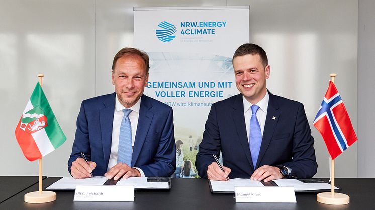 Ulf C. Reichardt, Vorsitzender der Geschäftsführung von NRW.Energy4Climate, und Manuel Kliese, Direktor Deutschland, Österreich und Schweiz der staatlichen norwegischen Wirtschaftsförderung Innovation Norway