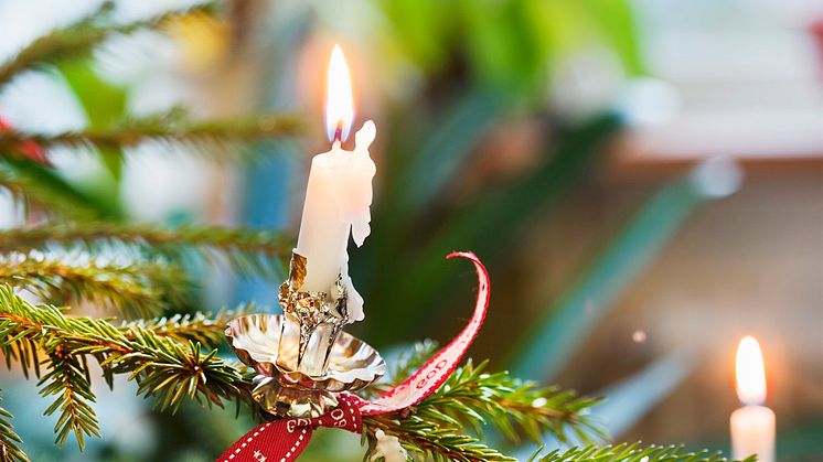 God jul och gott nytt år önskar vi dig!