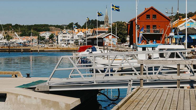 Den varmförzinkade gallerdurken från Weland passar perfekt i utsatta miljöer där väder, vind och saltvatten ställer höga krav. 