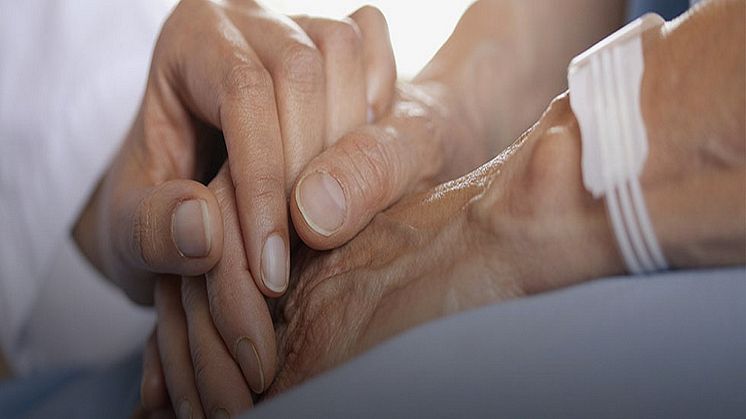 Den manglende prioritering af ernæring som en del af den medicinske behandling har store menneskelige omkostninger for patienten og deres kære, og det koster samfundet milliarder af kroner.