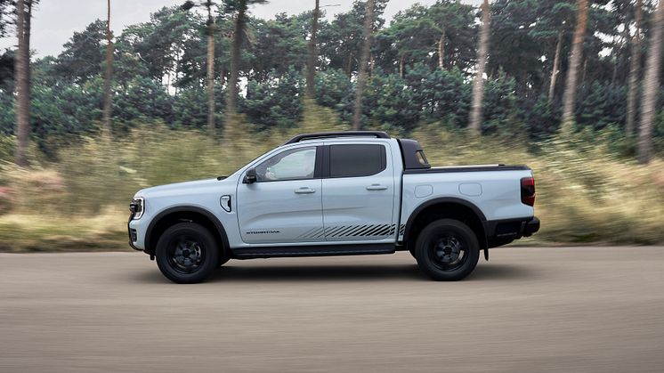 FORD 2024 RANGER LADBAR HYBRID (2).jpg
