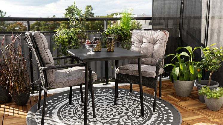 Rusta_2024_S2_balcony_table_Lyon_Chair_Milano-1-I