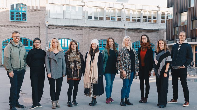 Fr v. Pontus Bengtsson, Erika Sandberg, Sara Sandström (pausat deltagandet), Nathalie Shik, Agnes Sjöström, Caroline Kjellsson, Sanna Jonsson, Hilda H Strandberg, Hanna Jansson och Petter Hendfridsson. FOTO: Bea Holmberg.