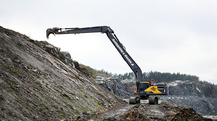 Volvo EC380E High & Wide med BECO långgrävningsaggregat