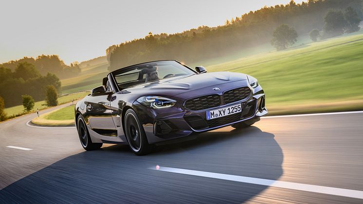 P90479445_lowRes_bmw-z4-m40i-09-2022