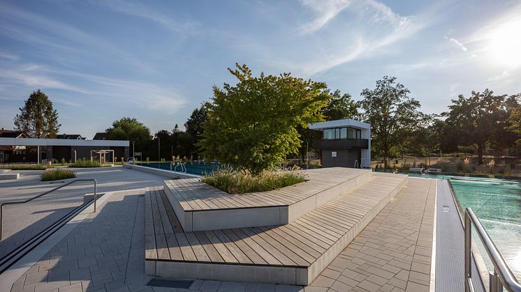 Schwimmen und Schwärmen im Badepark Berenbostel