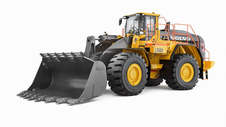 Hjullastare Volvo L350H - studiobild fram