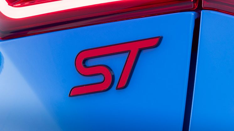 2024_FORD_FOCUS-ST_41.jpg