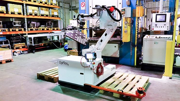 Robot från OpiFlex installerad hos WM Press AB
