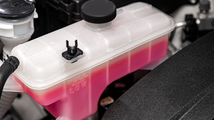 VAC-coolant är en long-life kylarglykol för bland andra VW och BMW.
