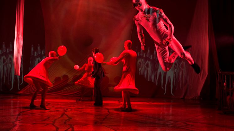 Pressbild: Inside out med Cirkus Cirkör feat. Irya's Playground