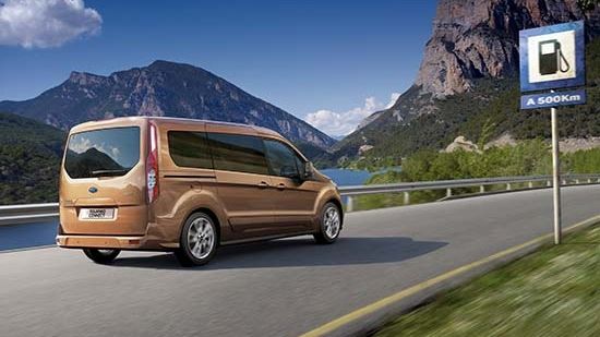 Täysin uusi Ford Tourneo Connect ja palkittu 1.0 litran EcoBoost-moottori: luokkansa johtavaa polttoainetaloudellisuutta 